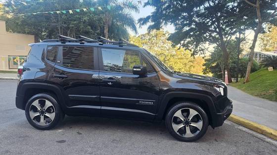 JEEP RENEGADE 1.8 16V FLEX 4P AUTOMÁTICO JEEP RENEGADE 1.8 16V FLEX 4P AUTOMÁTICO